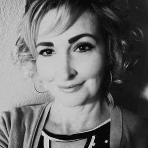 Meet your Posher, Odetta